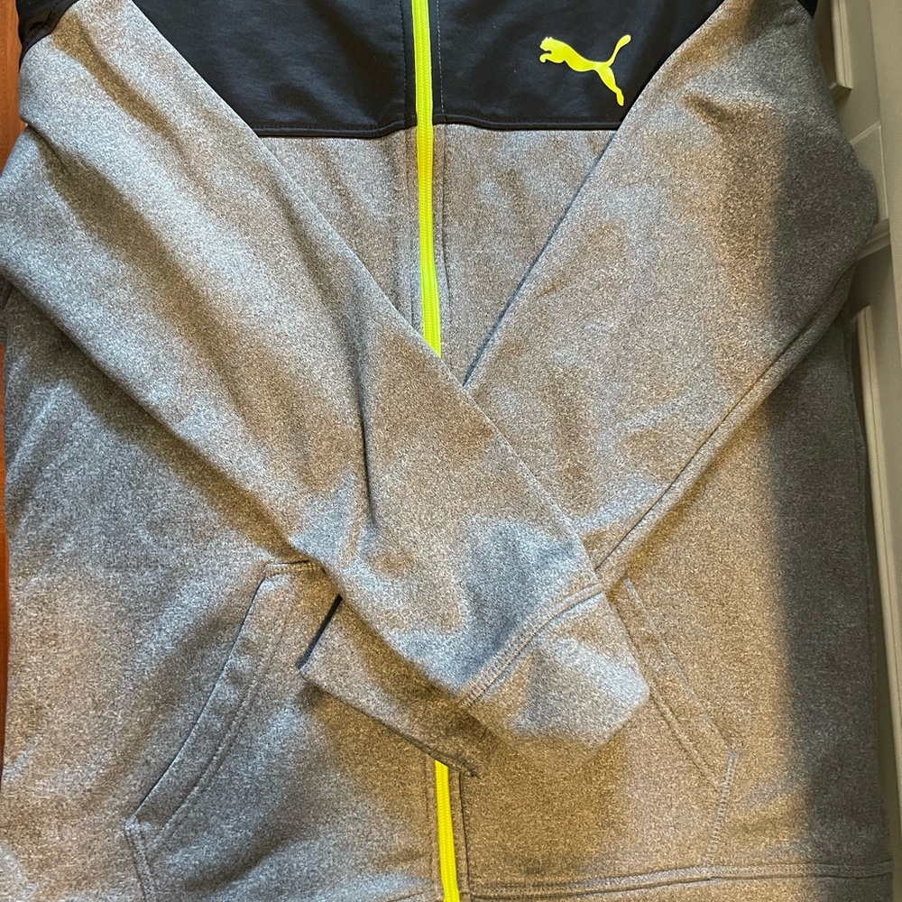 Puma XL (18-20) Boys hoodie